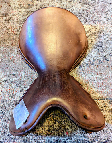 Wow saddle shallow seat brown - wow,