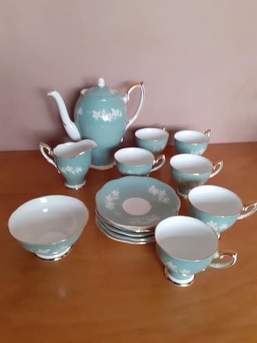 Vintage aynsley fine - , bone
