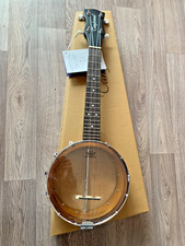 Tanglewood 4 String Banjolele,Nylon strung Ukelele 25ins closed back,clear front