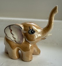 Vintage Lustreware Kitsch Elephant Figurine Ornament Retro Ceramic 8cm 1970s