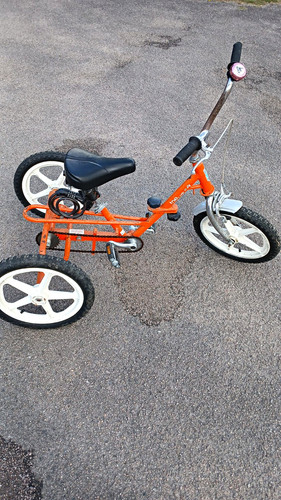Orange pedal tricycle - ,