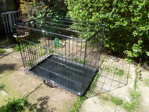 Medium foldable dog crate - foldable,