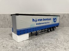 Corgi - Tri-Axle Curtainside
