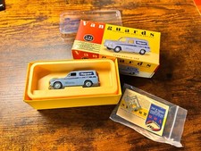 Vanguards Corgi 1:43 Ford