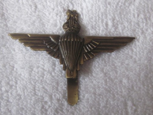 Military badge parachute - badge,