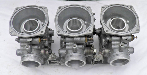 Triumph carbs - ♻️,