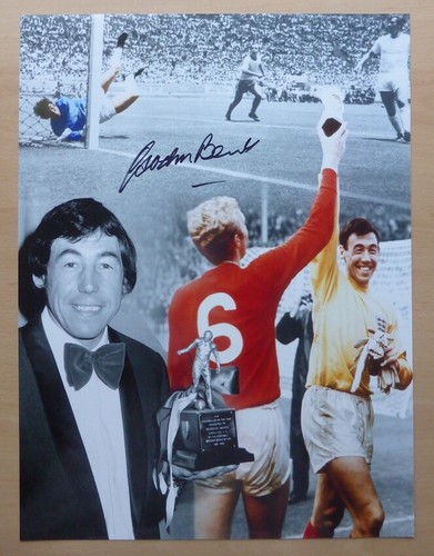 Gordon banks signed england - signed,