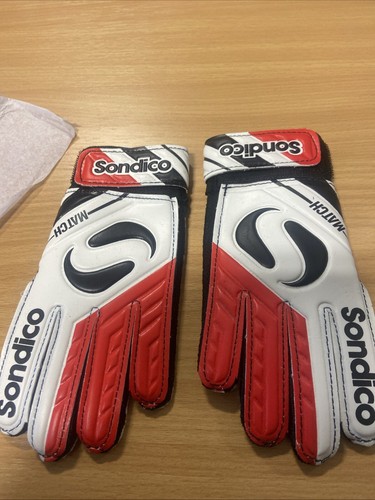 Sondico match goalkeeper - sondico,