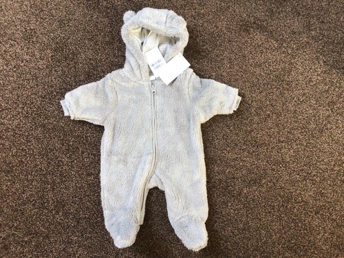 Premature tiny baby boys girls - boys,