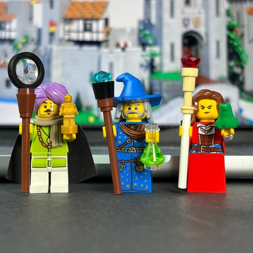 Lego blue green and red - blue,,