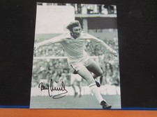 LEEDS UNITED TONY CURRIE ACTION AUTOGRAPHED PHOTOGRAPH