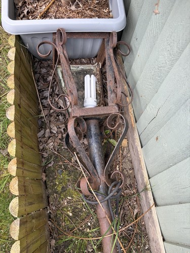 Cast iron lamp post - cast,
