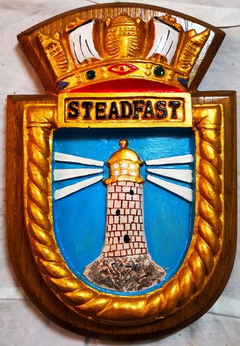 Hms steadfast ship - steadfast, crest