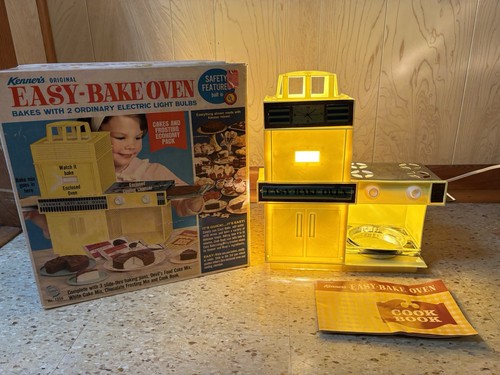 Kenner easy bake - kenner, oven