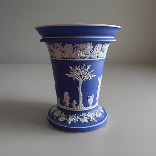 Large antique wedgwood - large,