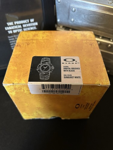 Genuine oakley only outerbox - genuine,