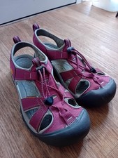 Keen Sandals Women's Size UK  7.5  Walking Hiking Waterproof