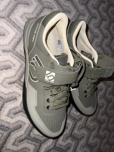 Adidas five ten - ten, kestrel
