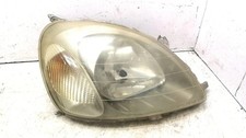 Toyota Yaris P1 Headlight