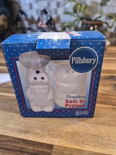 Pillsbury dough boy flour - pillsbury,