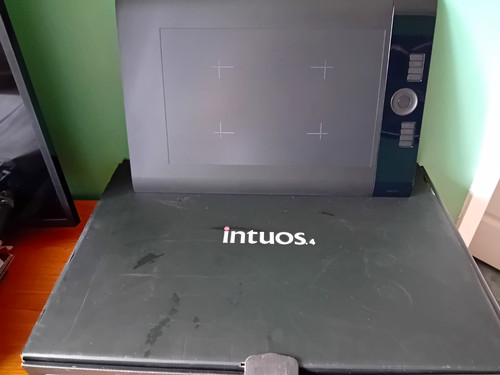 Wacom intuos4 ptk 840 - intuos4, ptk-840