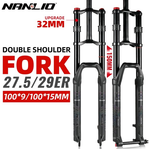 Double shoulder snow - shoulder,