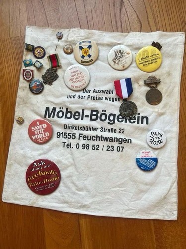 Vintage pin badge medal - pin,