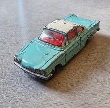 Dinky Ford Consul Capri 143