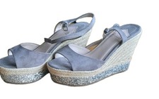 Faith size 6 fawn/brown suede