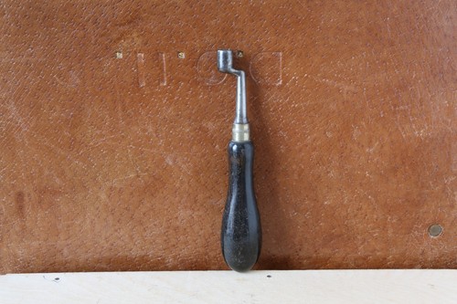 Fine antique gun - antique,