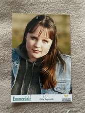 VICKY BINNS- OLLIE REYNOLDS