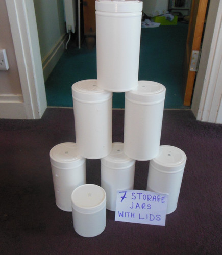 Plastic storage containers - 7x,