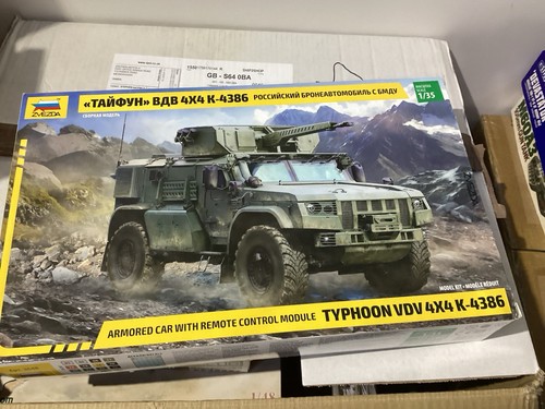 Zvezda scale typhoon - 1/35,