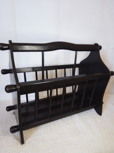 Vintage black wooden magazine - black,