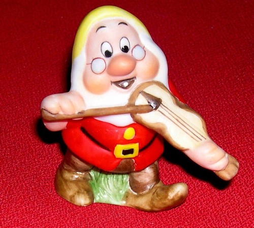 Disney schmid doc christmas - disney,