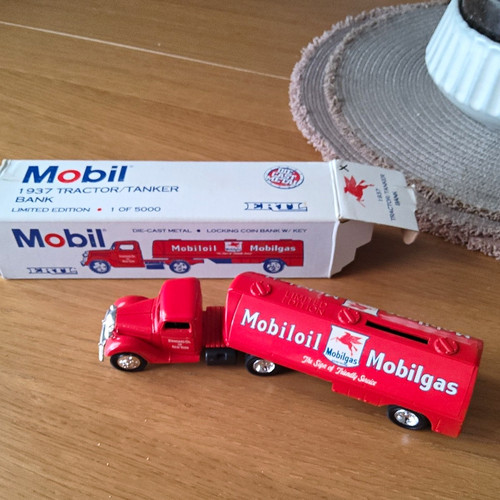Ertl mobiloil mobilgas - /, 1937