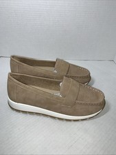 New Women  8.5 Loafers Beige