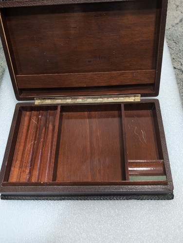 Gentleman valet cigar box - valet,