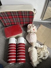 Vintage Optima Picnic Set In