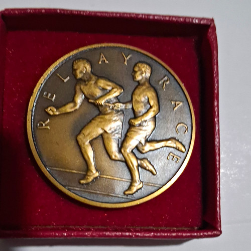 Relay race gold metal - relay,