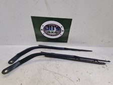 LAND ROVER DISCOVERY 2 TD5 FRONT WIPER ARMS AND BLADES