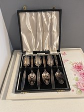 Vintage Boxed Set Of 6 Silver Plate (Angora EPNS) Grapefruit Spoons Original Box