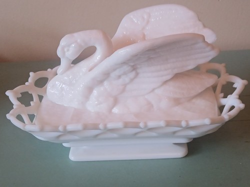 Vintage westmoreland white - vintage,