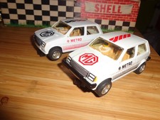 SCALEXTRIC C317 BLACK & C318