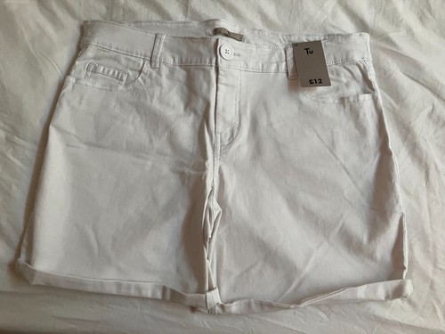 Ladies white shorts size - tu.,