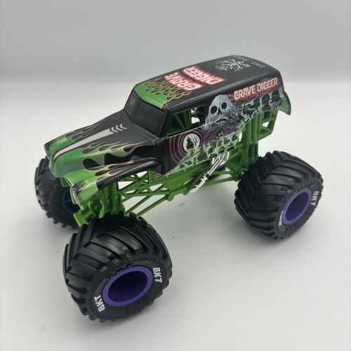 Hot wheels grave digger - wheels,