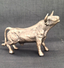VINTAGE METAL ANIMAL FARMERS FARMYARD BULL FIGURINE / STATUE