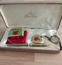 Vintage 1950s Merlin Smoking