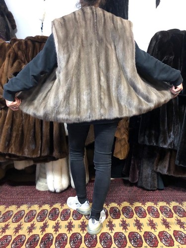 Mink vest fur - ,