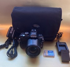 Olympus EVOLT E-410 10MP
